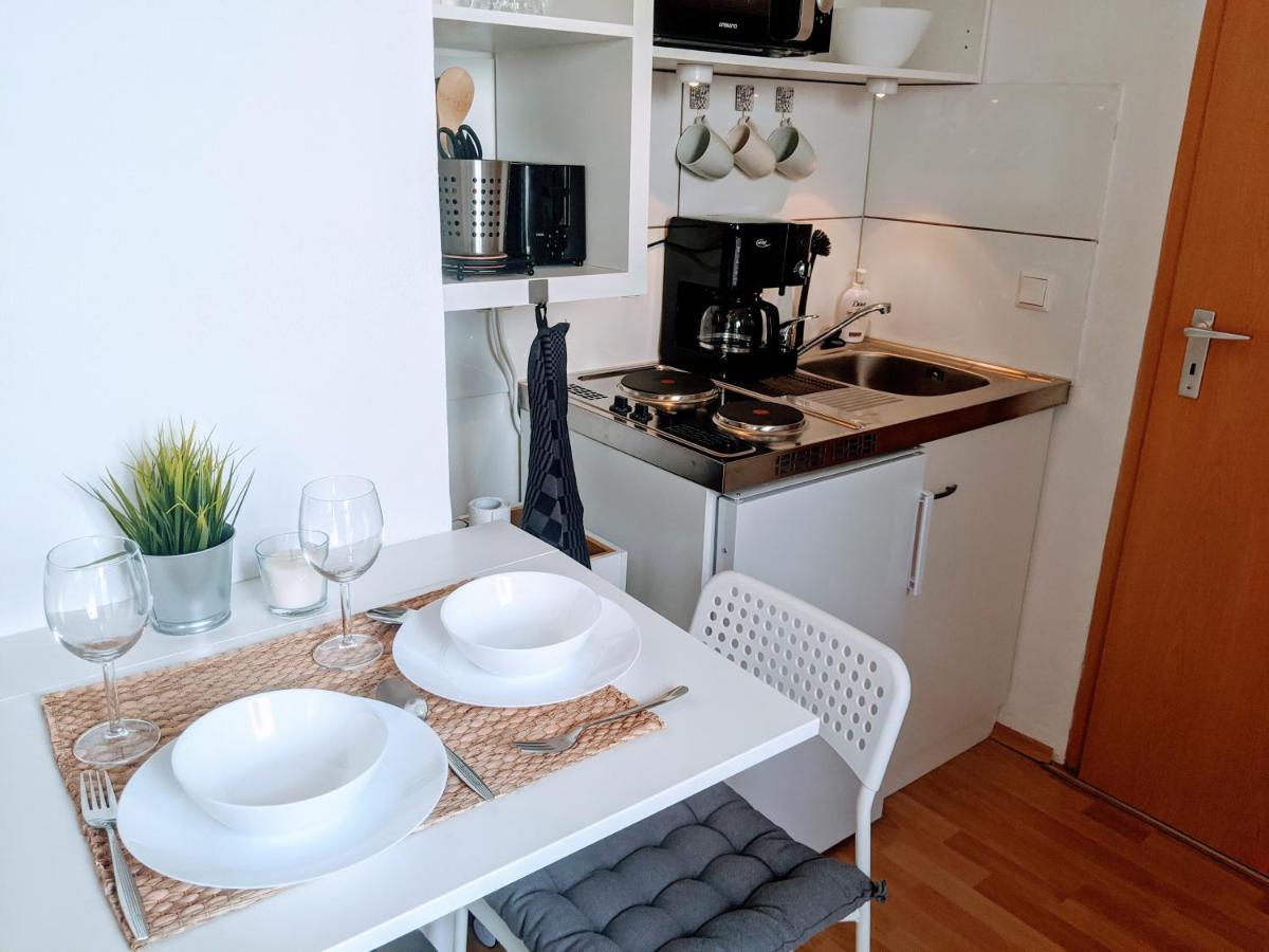 Lenastay L Tiny Apartment - Innenstadt Kaiserslautern Bagian luar foto
