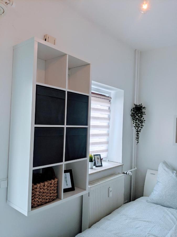 Lenastay L Tiny Apartment - Innenstadt Kaiserslautern Bagian luar foto