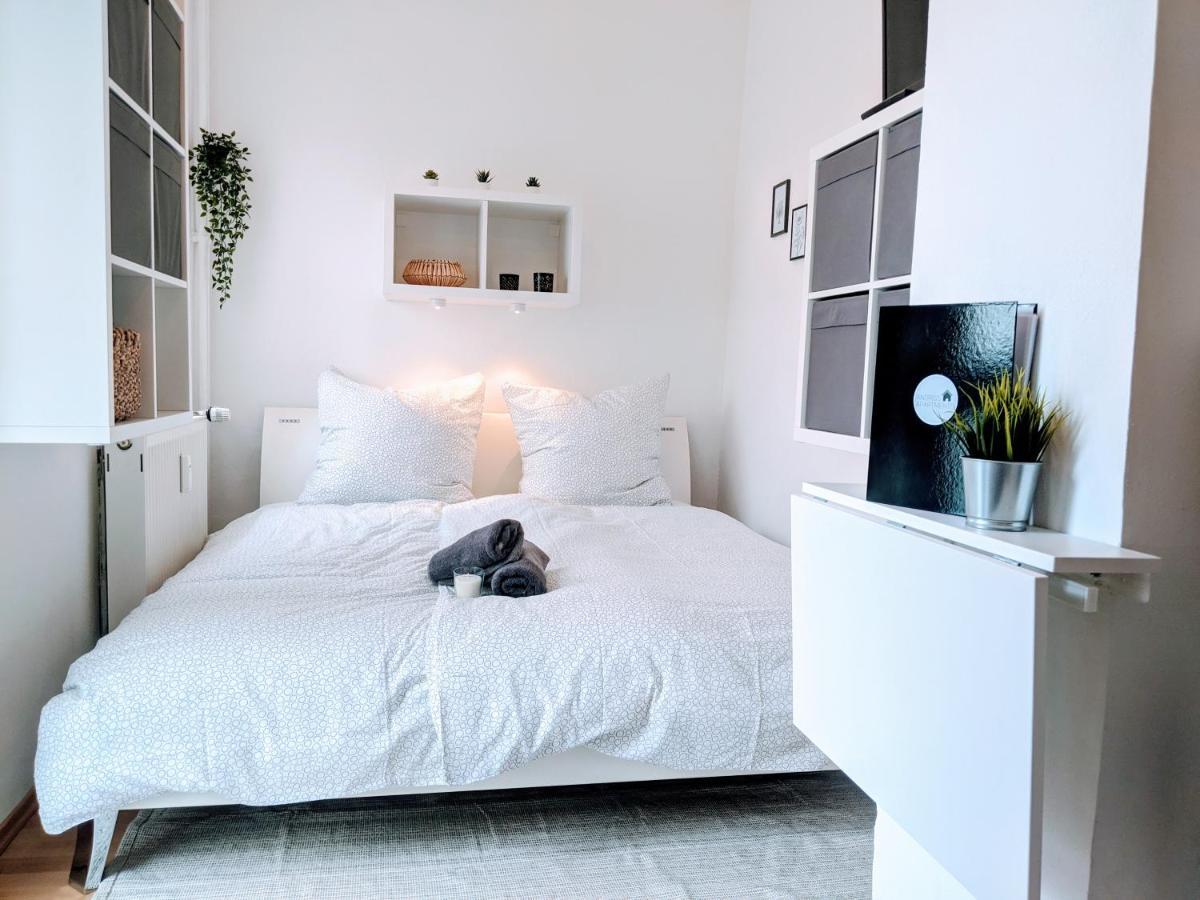 Lenastay L Tiny Apartment - Innenstadt Kaiserslautern Bagian luar foto