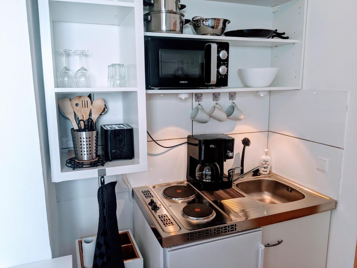 Lenastay L Tiny Apartment - Innenstadt Kaiserslautern Bagian luar foto